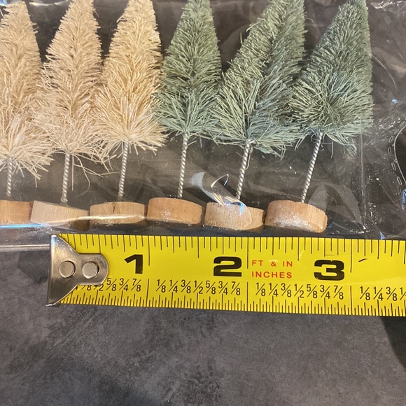 NWT Target BP Miniature Bottle Brush Trees - Picture 8 of 8